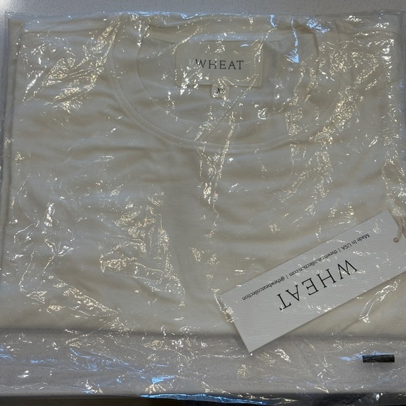 The Wheat Collection White T-Shirt Tee Size XS NWT - Picture 1 of 4